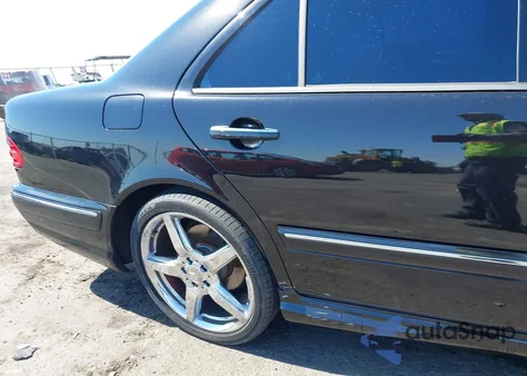 2001 Mercedes-Benz E 55 Amg z USA, uszkodzony, nr VIN WDBJF74J61B336920